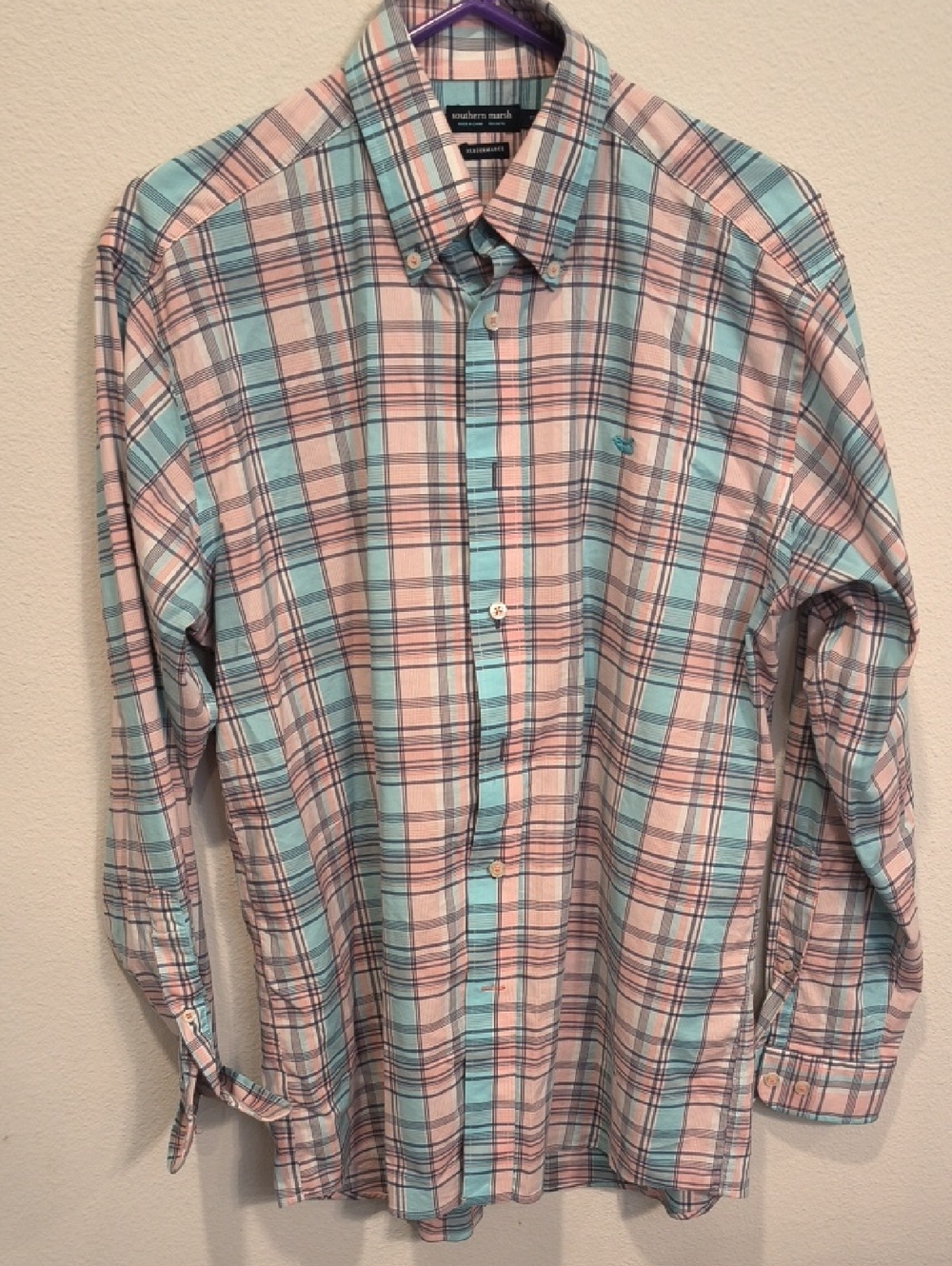 Southern Marsh Men’s Pink & Light Blue Plaid ButtonDown Shirt Lightweight Medium